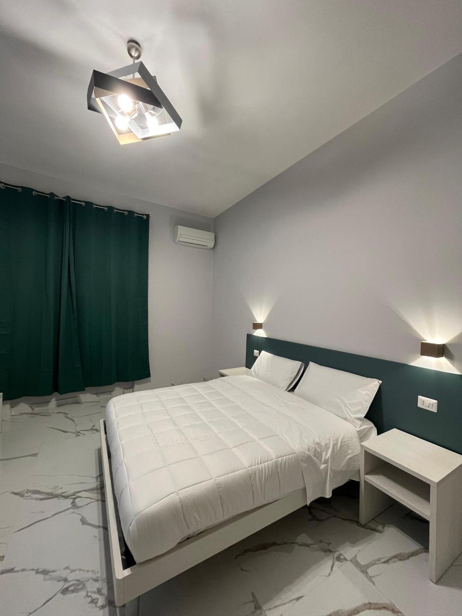 B&B Cadifra Portapiccola Наполи Екстериор снимка