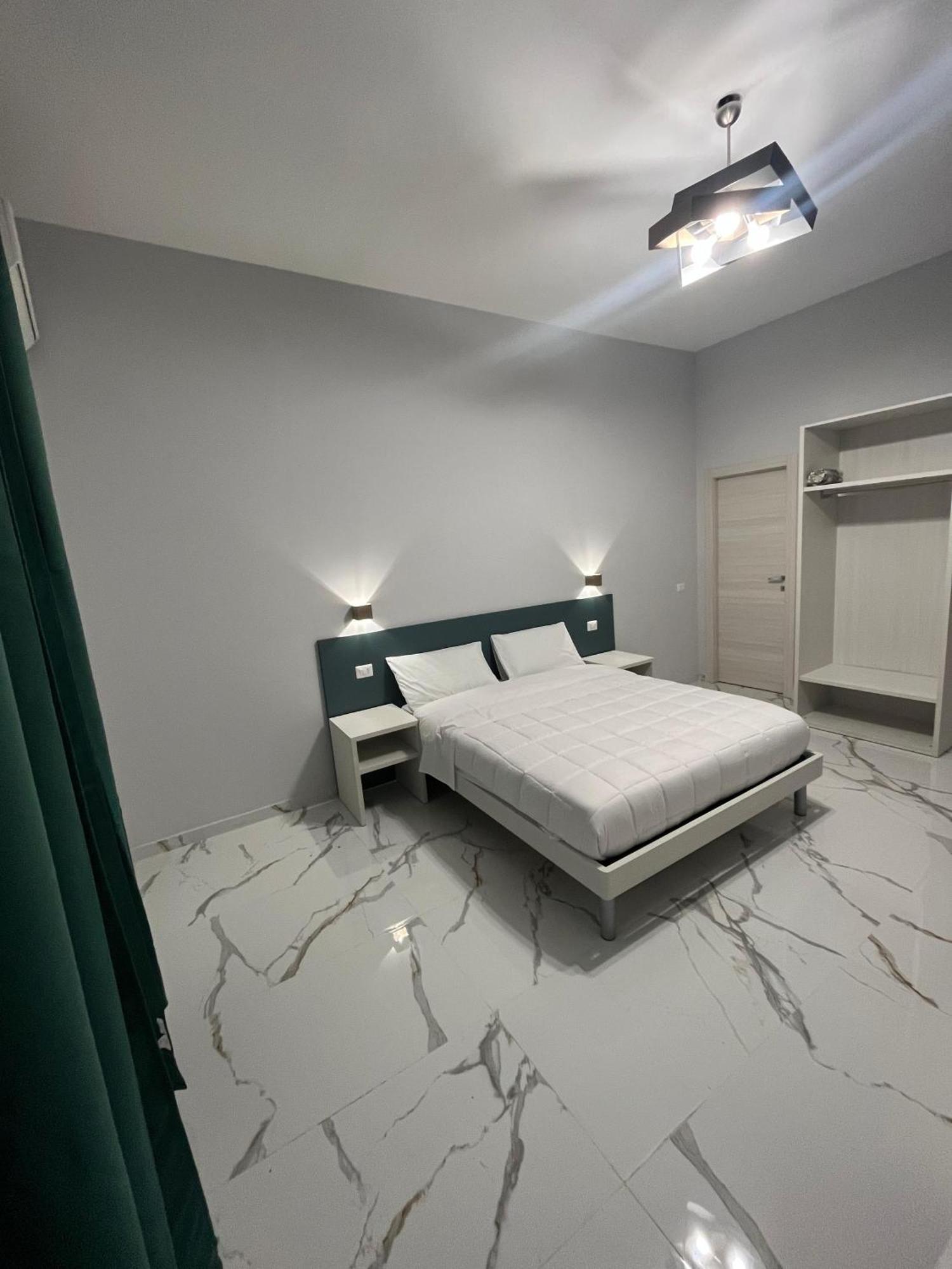 B&B Cadifra Portapiccola Наполи Екстериор снимка